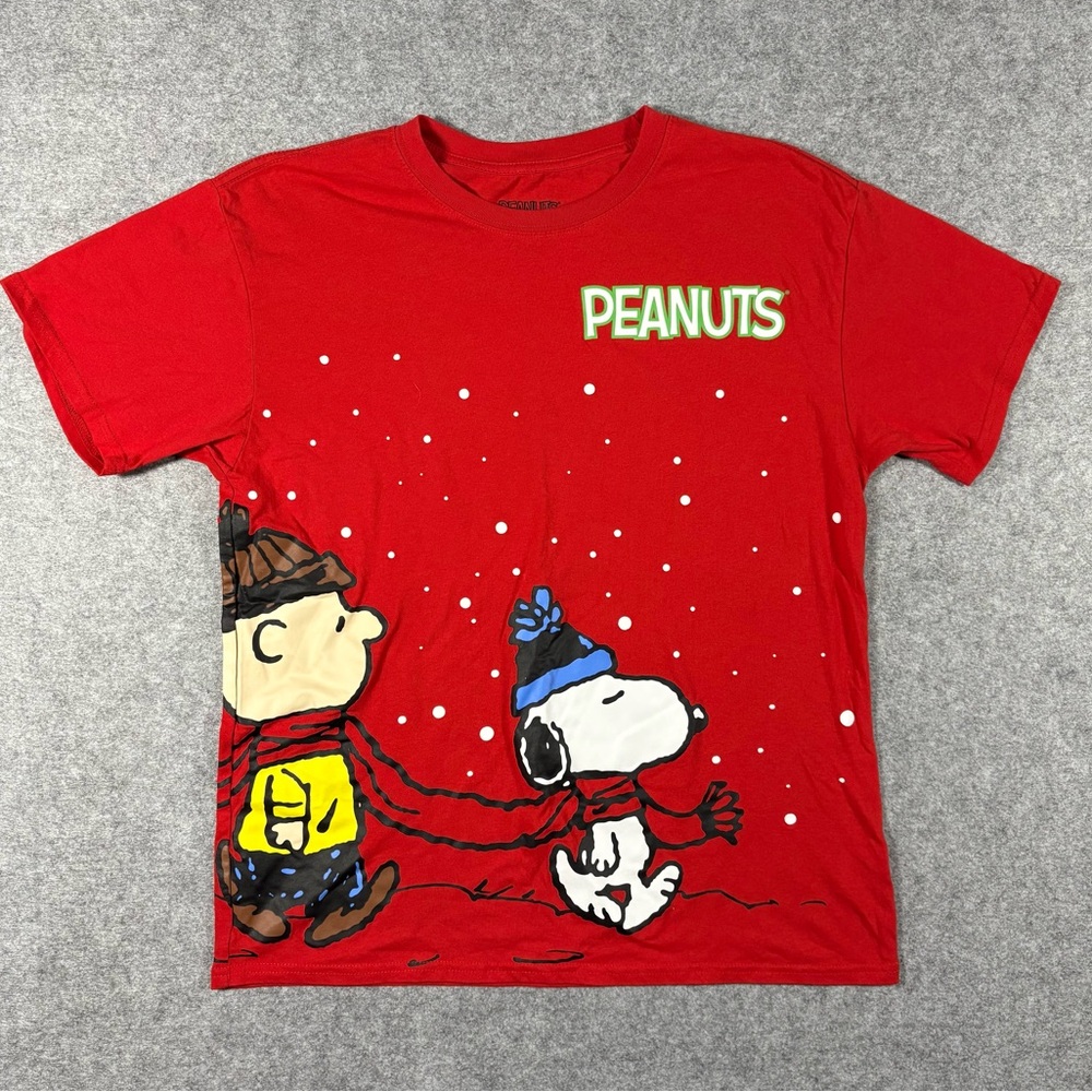 Peanuts Snoopy & Charlie Brown Graphic Red T-Shirt Size M
